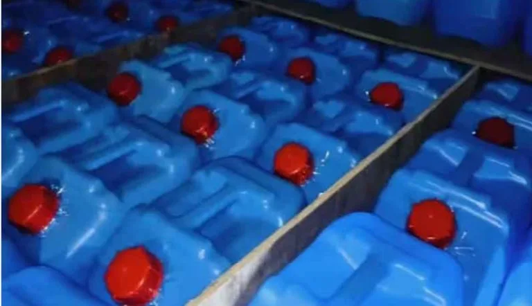 തൃശ്ശൂരിൽ വൻ സ്പിരിറ്റ് വേട്ട: രണ്ടിടങ്ങളിൽ നിന്നായി പിടിച്ചെടുത്തത് 20,000 ലിറ്റർ സ്പിരിറ്റ്