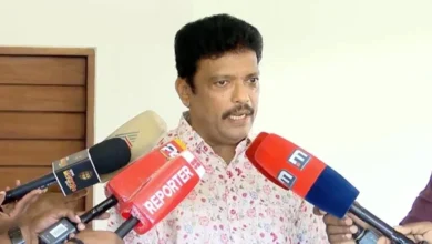 അമ്മയുടെ താത്കാലിക കമ്മിറ്റി വാട്‌സാപ്പ് ഗ്രൂപ്പിൽ നിന്നും ജഗദീഷ് ലെഫ്റ്റായി