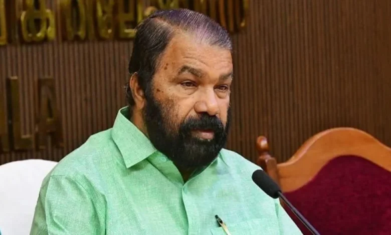 എഡിജിപിയെ മാറ്റിനിർത്തണമെന്നത് അൻവറിന്റെ ആവശ്യമാണ്; സർക്കാരിന് ആ അഭിപ്രായമില്ലെന്ന് മന്ത്രി ശിവൻകുട്ടി