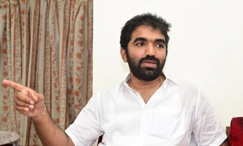 മണ്ഡലത്തിലെ പൊതുപരിപാടികളിൽ നിന്നും ഒഴിവാക്കുന്നു; സ്പീക്കർക്ക് പരാതി നൽകി ചാണ്ടി ഉമ്മൻ