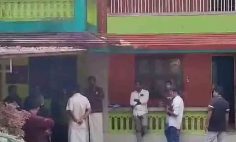 ഒറ്റപ്പാലത്തെ മോഷണത്തില് ട്വിസ്റ്റ്: 63 പവന് സ്വര്ണം വീട്ടില് തന്നെ